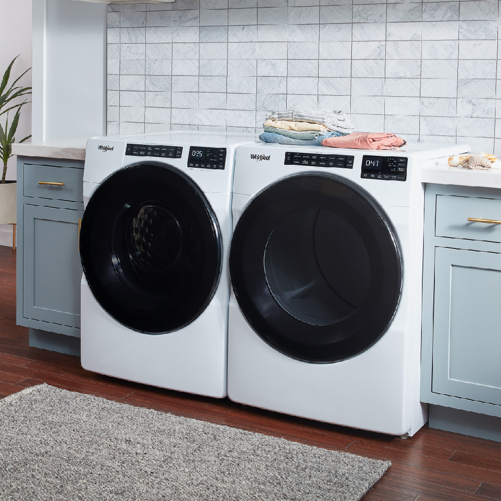 Nevecón 4 puertas Whirlpool 7501545587931 con 5 tecnologías, xpert inverter y con 592 litros de capacidad.